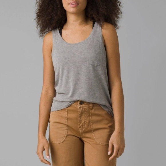NWT Prana Foundation Scoop Neck Pocket In Heather Grey - Picture 1 of 7